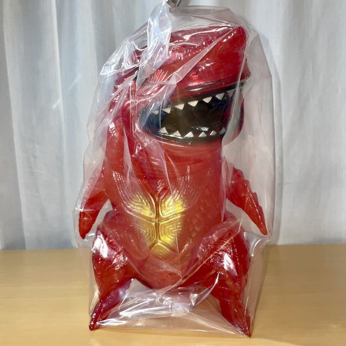 Amazon.co.jp: メガロドン サッポロレッド まんだらけ 札幌店 限定