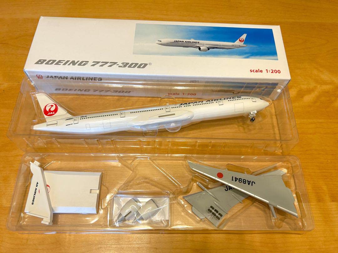 Amazon | 1200 JAL B777-300 JA8941 飛行機模型 トリプルセブン