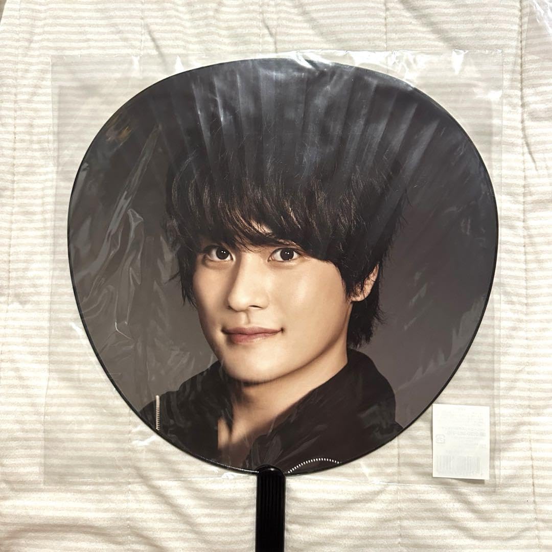 Amazon.co.jp: SixTONES 森本慎太郎 oneST ジャンボうちわ : おもちゃ