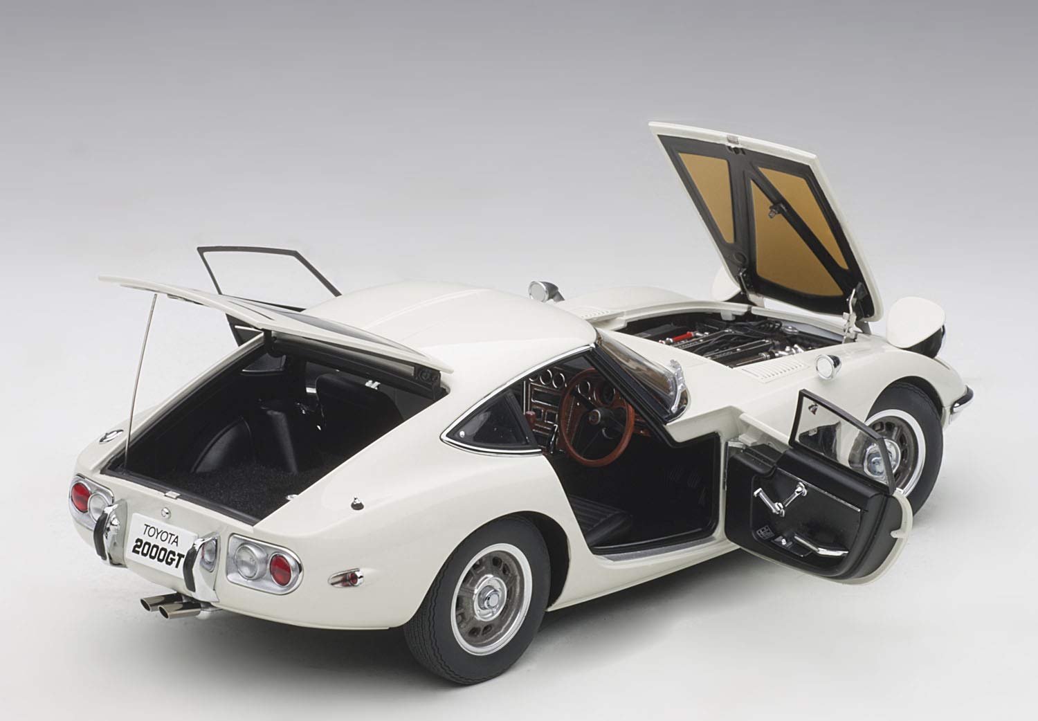 Amazon | AUTOart 1/18 トヨタ 2000GT ホワイト | ミニカー・ダイ