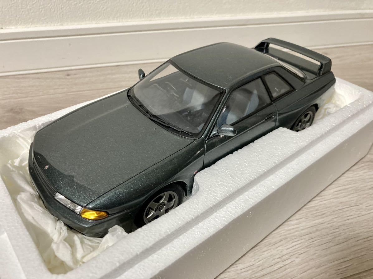 Amazon.co.jp: 絶版品 オートアート Aa 1/18 スカイライン ガンメタ GT