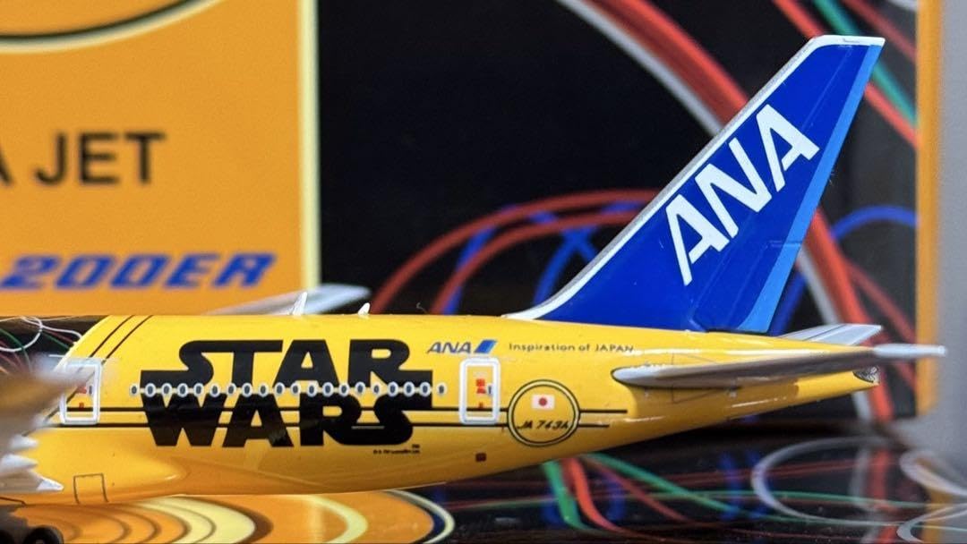 Amazon | ANA B777-200ER JA743A C-3PO 1/500 | プラモデル 通販