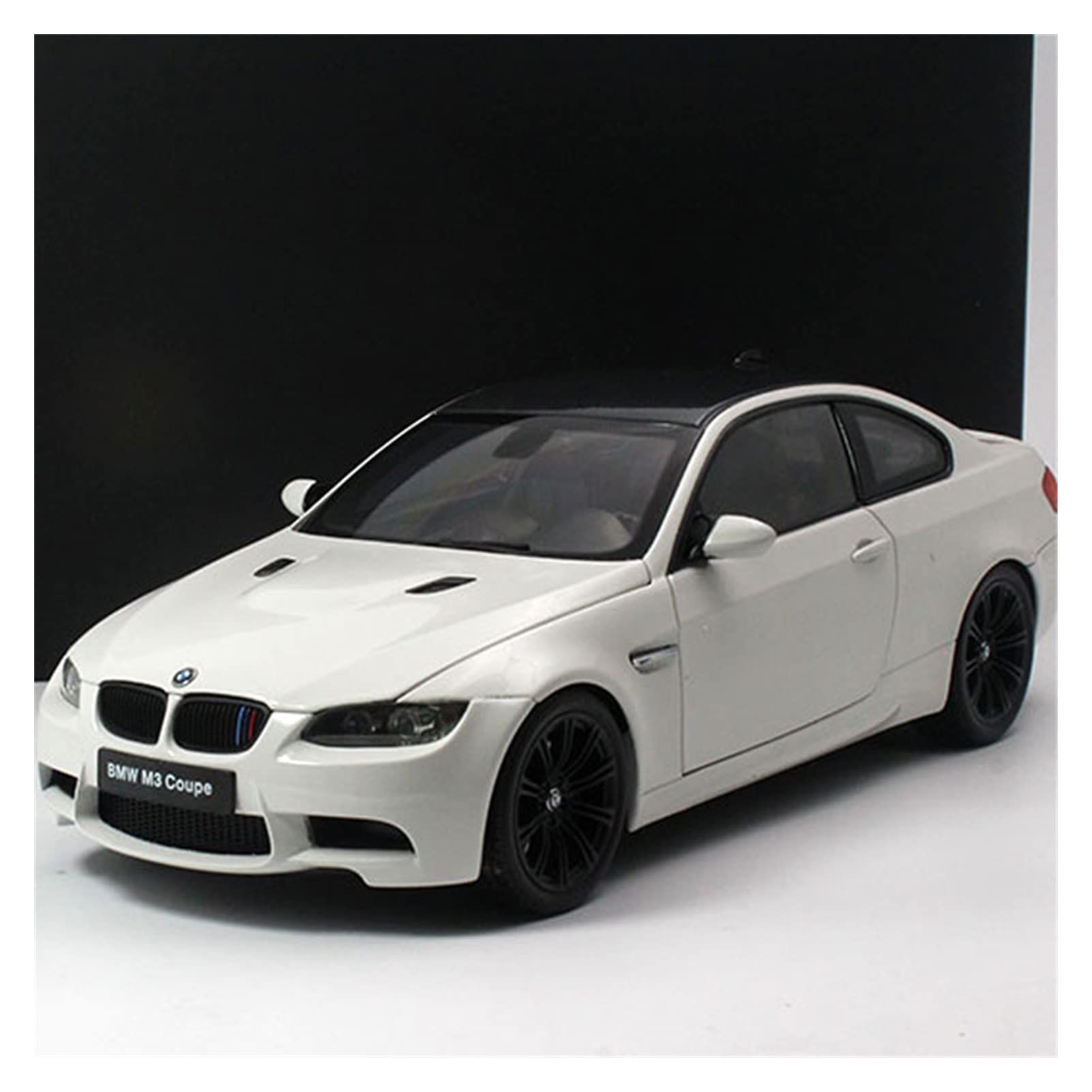 Amazon.co.jp: ミニカー スケールモデルカー 1:18 BMW M3クーペ静的