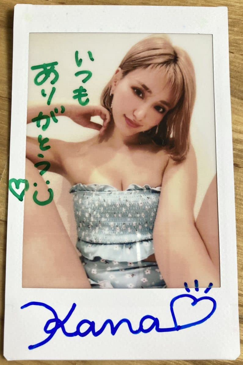 Amazon.co.jp: KANA 直筆サイン入り チェキ 6 かな カナ CYBERJAPAN