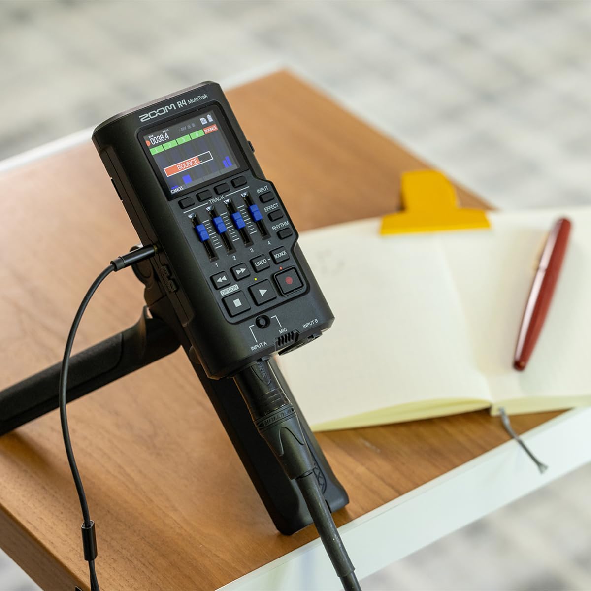 Amazon | Zoom R4 MultiTrak SDレコーダーとUSBオーディオ