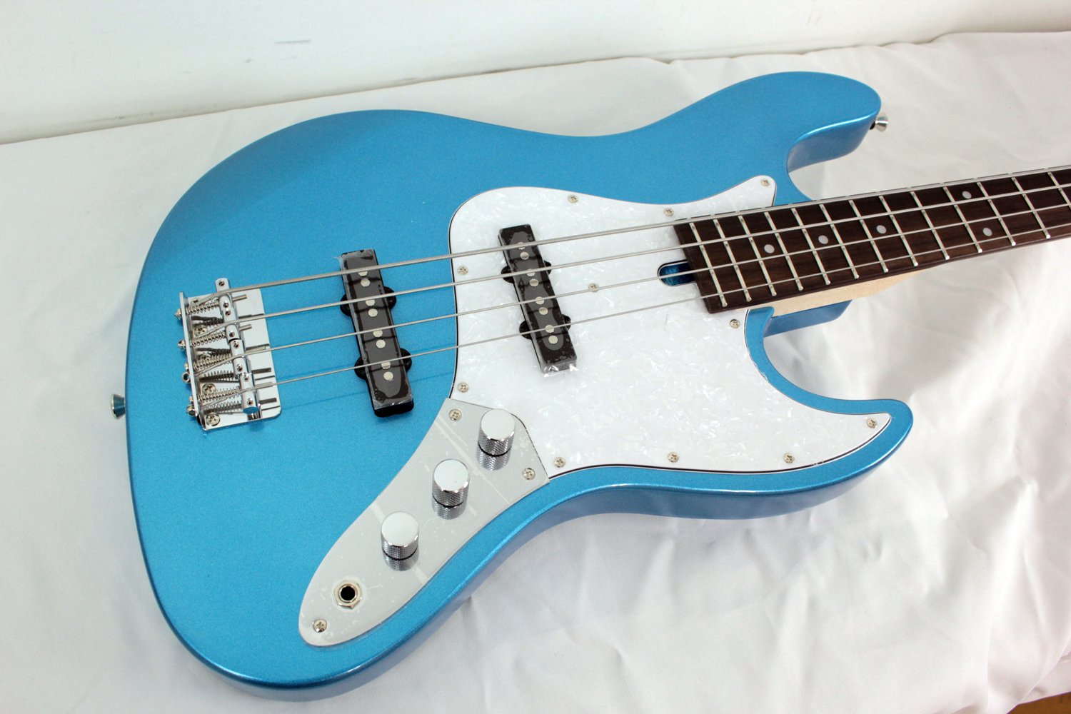 Amazon.co.jp: Bacchus WJB-330R LPB Jazz Base Universe Series