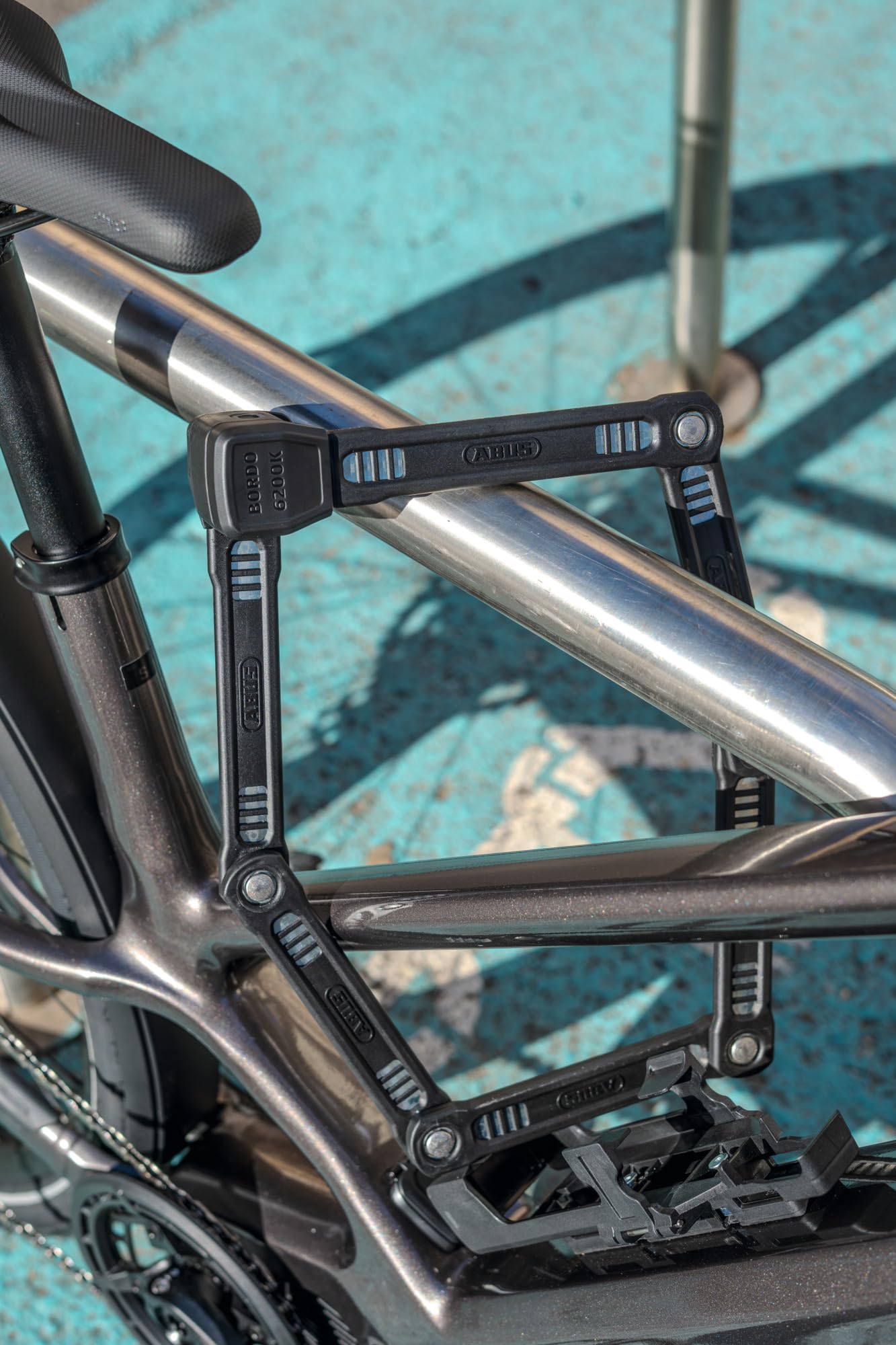 Amazon.com: ABUS Folding Lock Bordo 6200K 90 SH - Flexible Bicycle