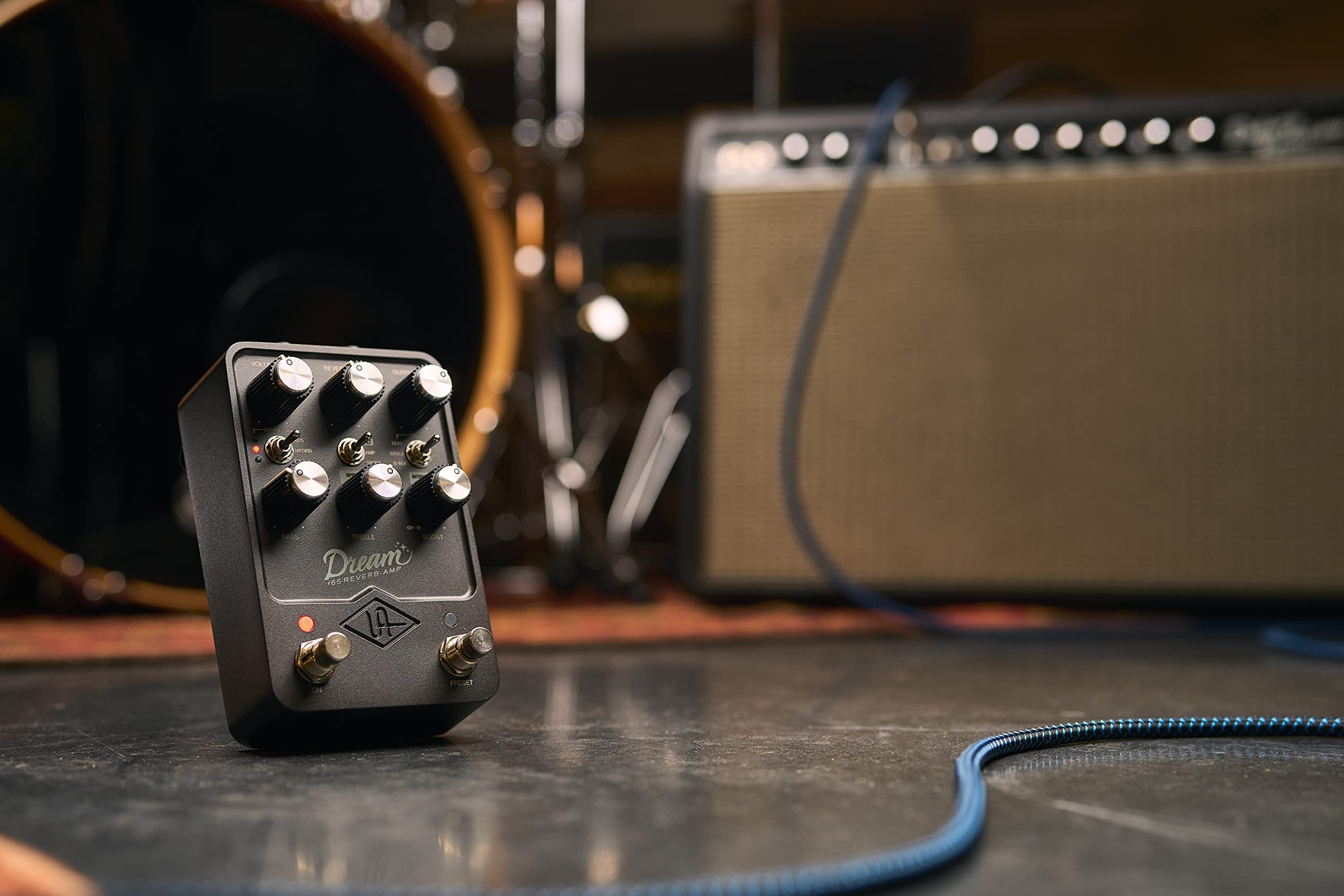 Amazon.com: Universal Audio UAFX Dream '65 Reverb Amplifier and