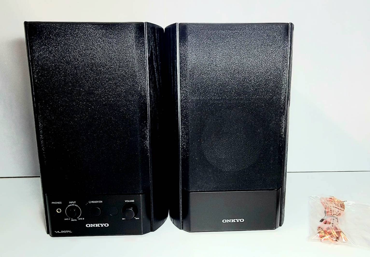 Amazon.co.jp: ONKYO WAVIO パワードスピーカーシステム 40W+40W GX