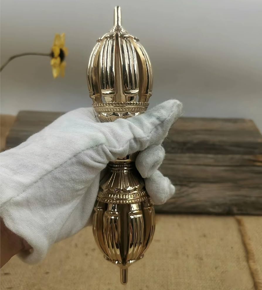 Amazon｜九鈷杵 九股金刚杵 真鍮製 法器 仏教法具 辟邪 仏具 魔除け長