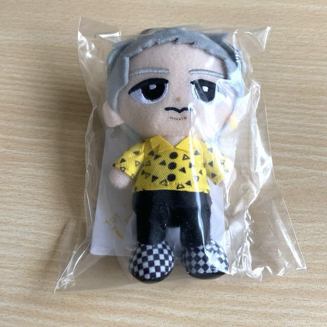 Amazon.co.jp: Snow Man すのチルぶら下がりシリーズ ぬいぐるみ 岩本