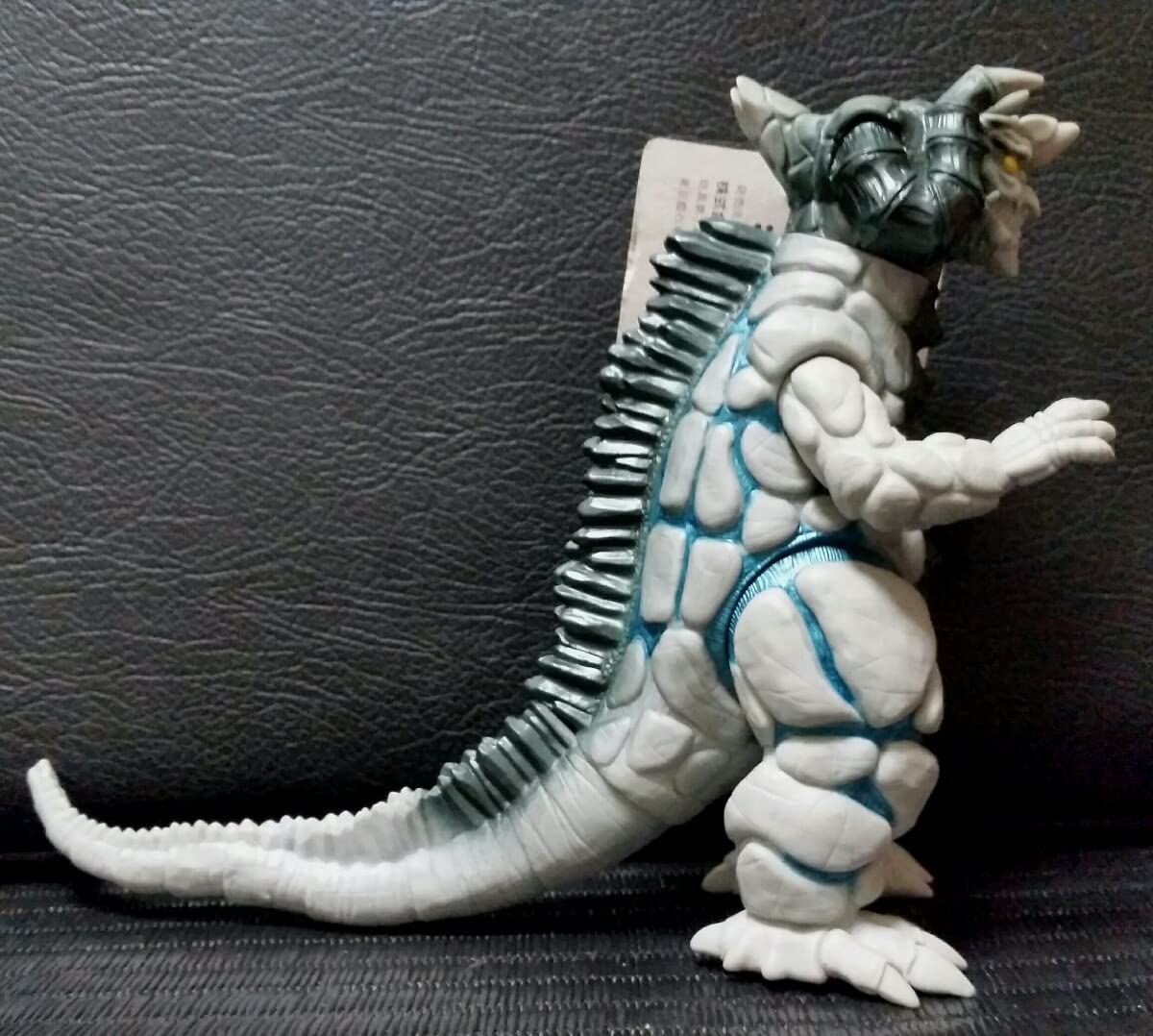 Amazon.co.jp: ☆ クローンシルバゴン 1998年 円谷プロ ソフビ : おもちゃ