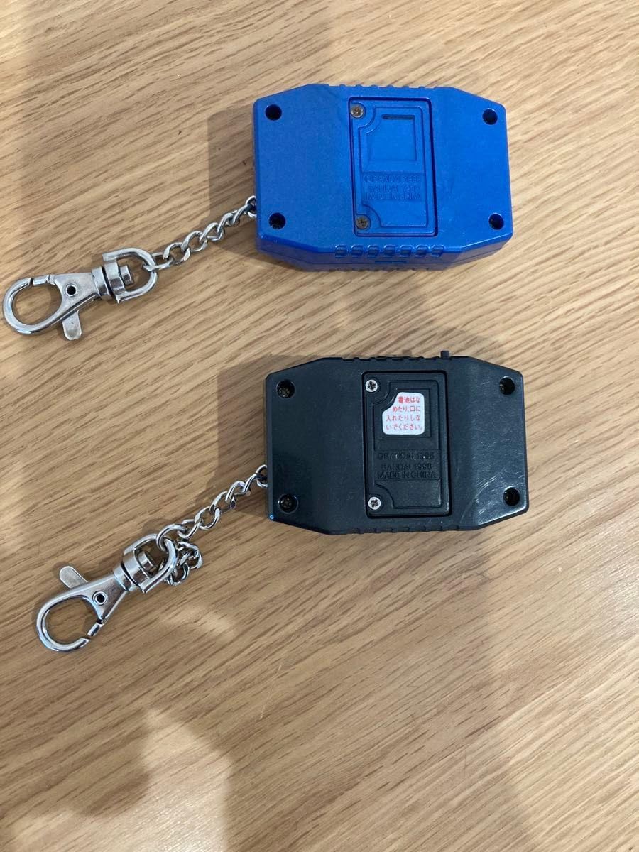 Amazon.co.jp: デジモンペンデュラム初代2台セットver.2とver.5で