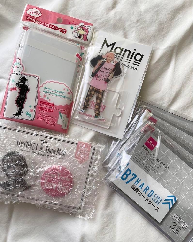 Amazon | SnowMan佐久間大介 缶バッジ/アクスタアクスタケース硬質