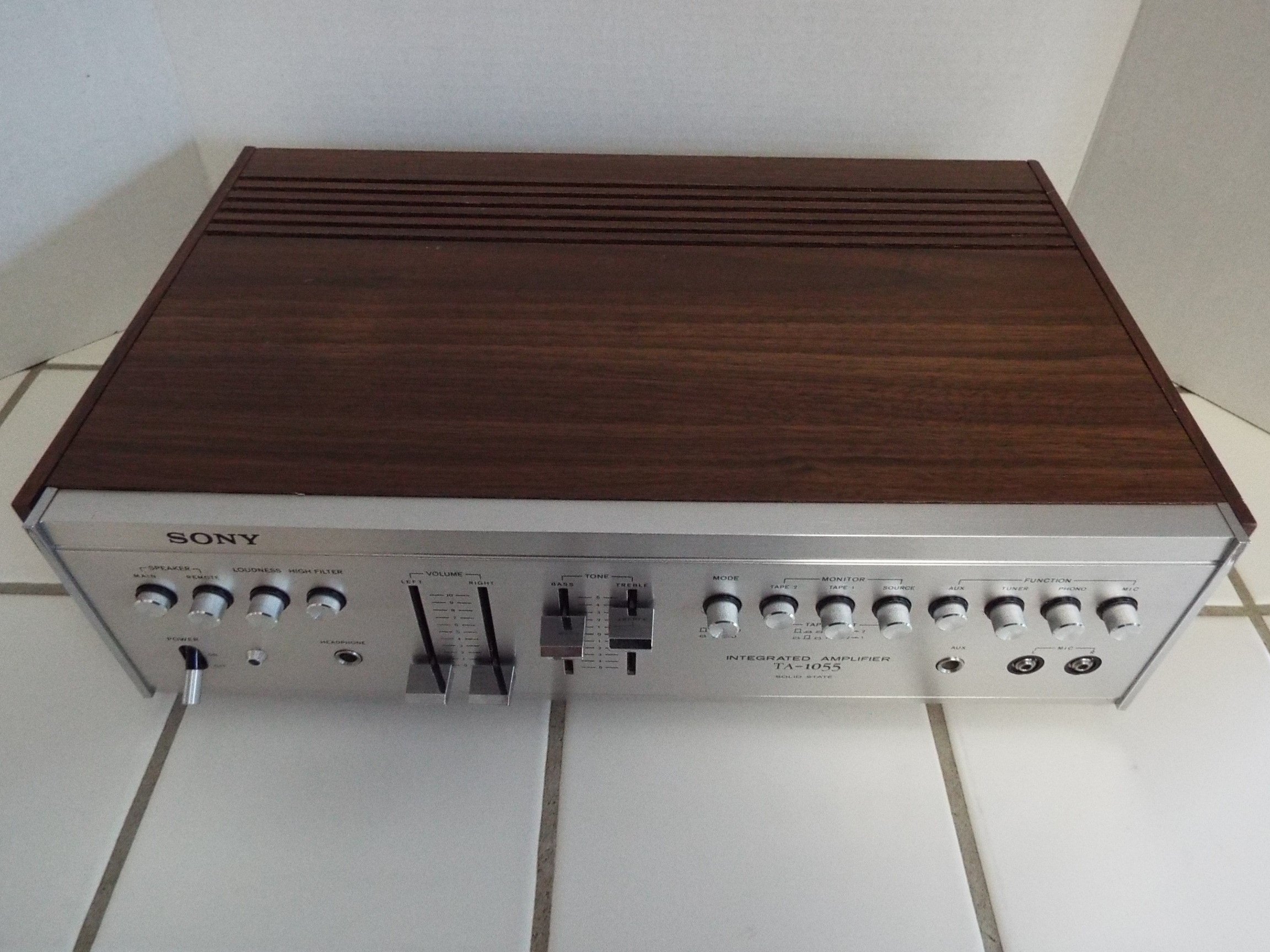 Amazon.co.jp: SONY ソニ－ TA-1055A プリメインアンプ : 家電＆カメラ