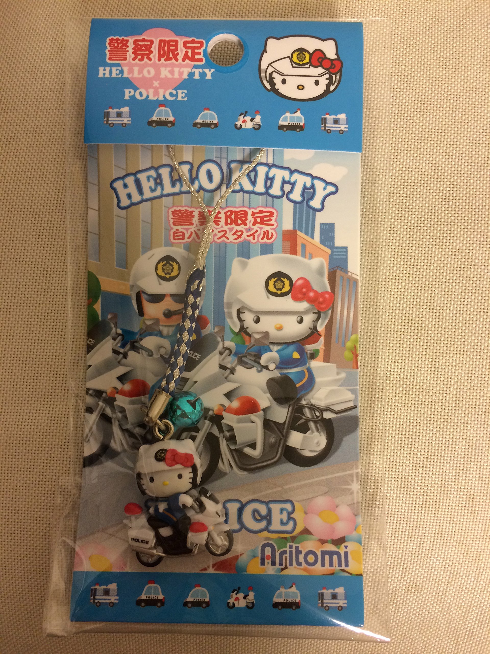 Amazon.co.jp: ハローキティ 警察限定 白バイスタイル ストラップ