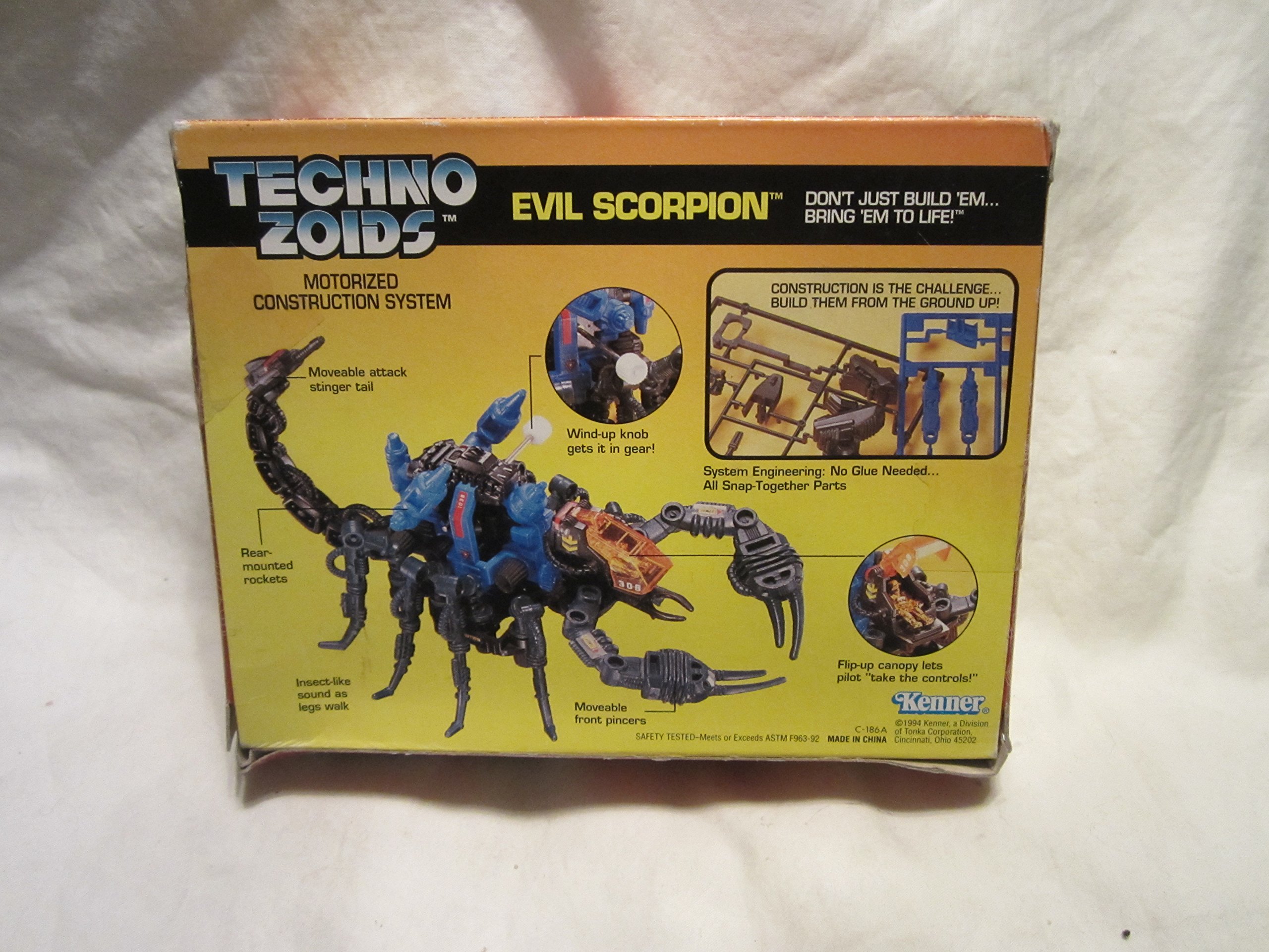 Amazon.co.jp: Techno Zoids Evil Scorpion Motorized Construction