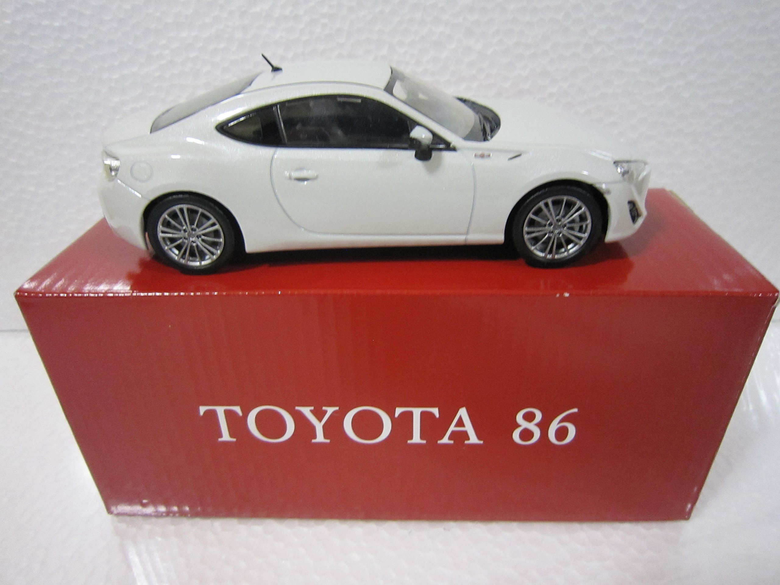 Amazon | トヨタ 1/30 86 ハチロク オフィシャルミニカー カラー