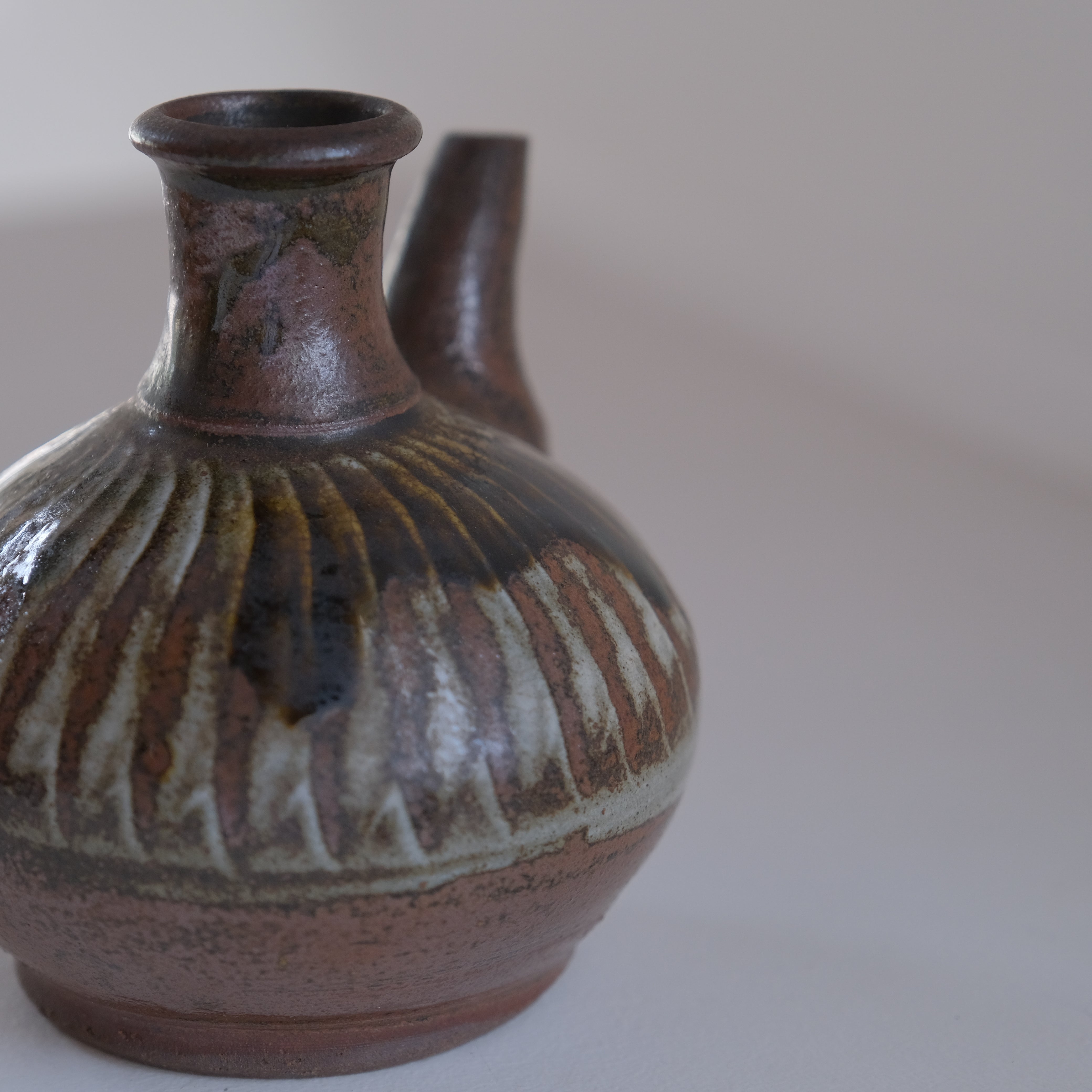 口付徳利 / 小石原焼 (太田熊雄） – MISENOMA