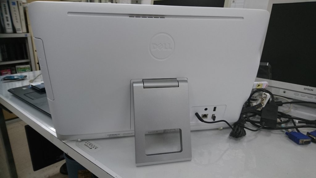 DELL Inspiron 20 のHDDをSSDに交換 | 宮崎のパソコン修理と
