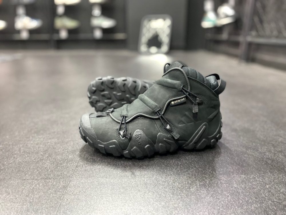 GORE-TEXの無敵級が降臨」山も街も制覇！究極の万能シューズ