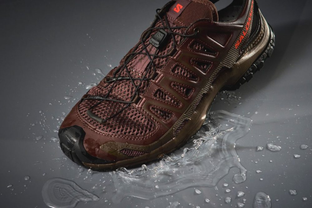 ビームス限定が絶妙すぎる」スニーカーサンダルの大本命！ブラウン