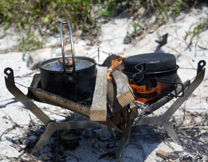ワイヤフレーム (焚き火台) | MONORAL OUTDOOR - 新しいキャンプを創造