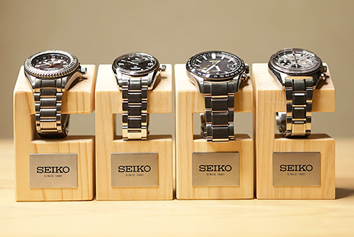 素敵な SEIKO ヒノキ ウォッチ スタンド | My Favorite Goods