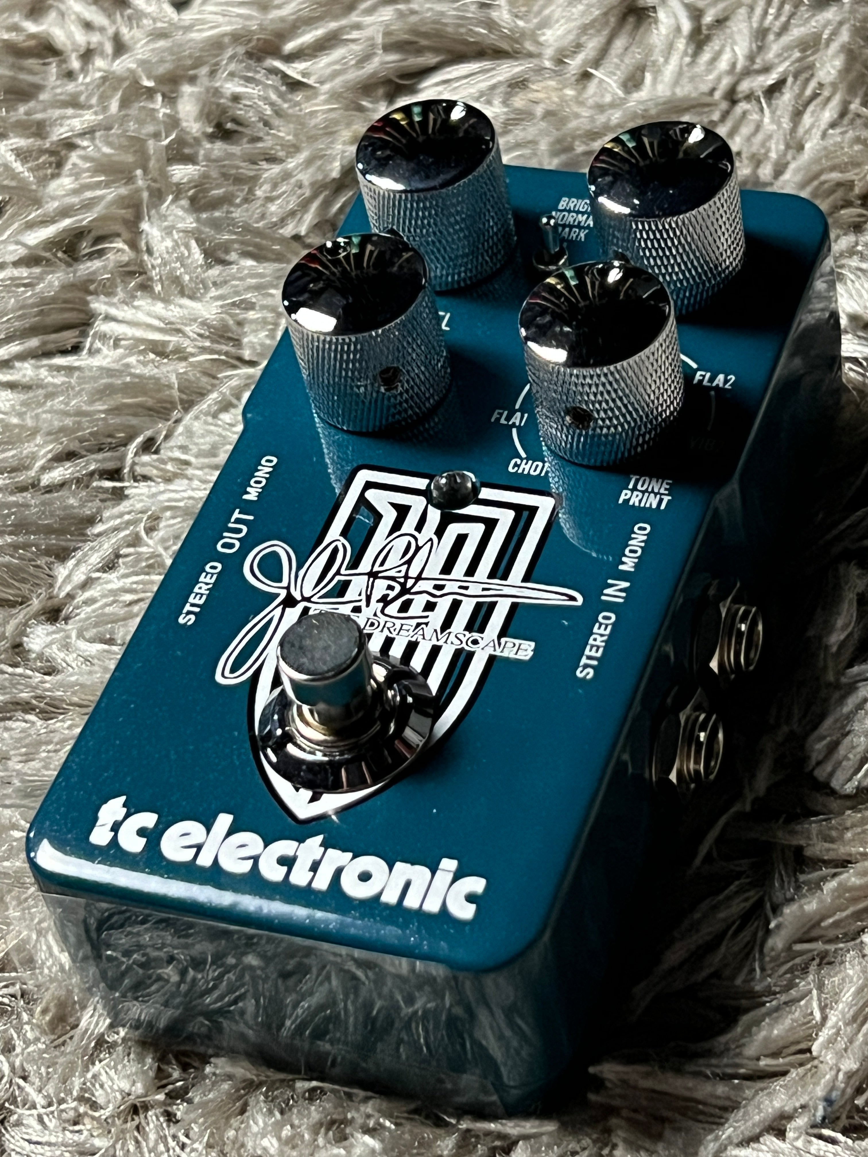TC Electronic The Dreamscape – nafiriguitar.com