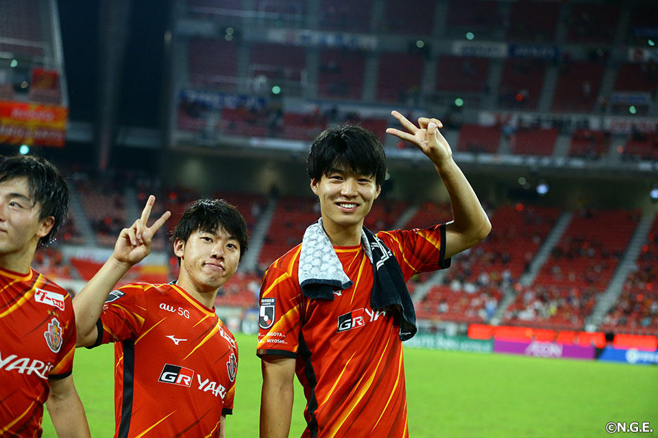 成瀬竣平 | 選手・スタッフ | チーム | 名古屋グランパス公式サイト