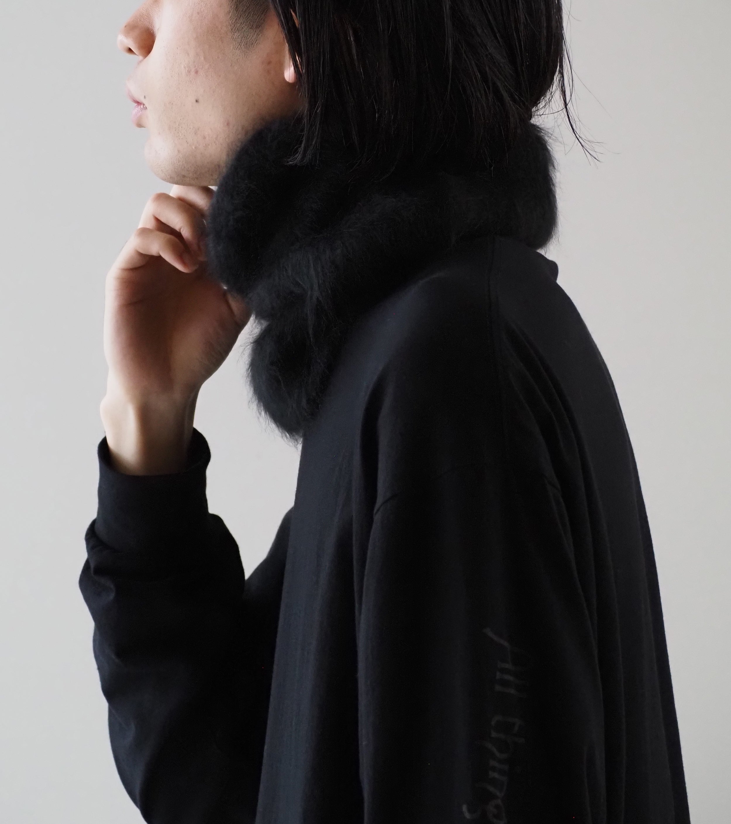 COMOLI カシミヤ ファー ネック ウォーマー, Black – Navyblue