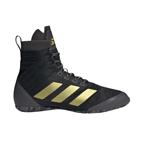 Adidasのレスリングシューズ、Nikeのトレーニングシューズを入荷致し