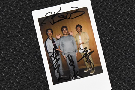 プレゼント】『遊戯みたいにいかない。』出演、東京03サイン入りチェキ