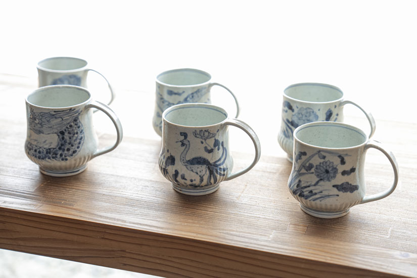 古い絵付けを、今の暮らしに寄り添う器に。「喜器窯」吉田崇昭さん