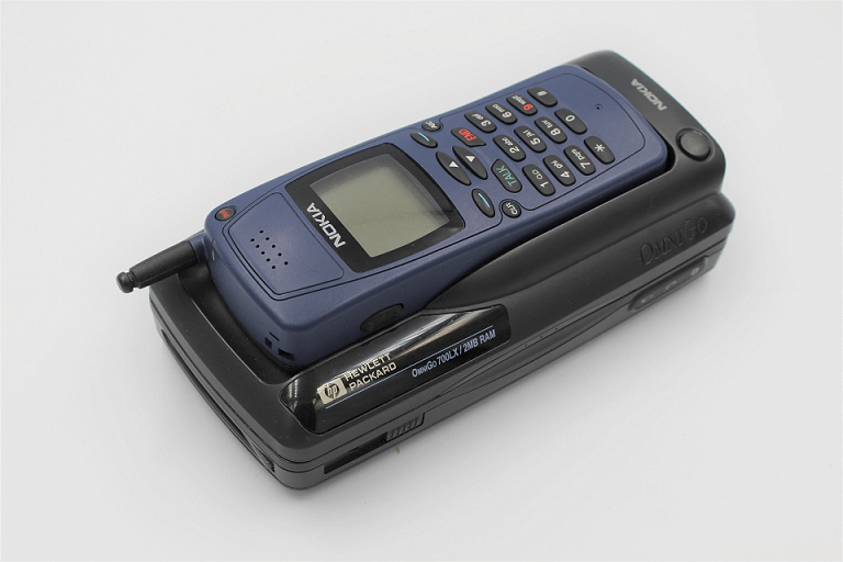 Nokia 2110i OmniGo – Nokia Collection