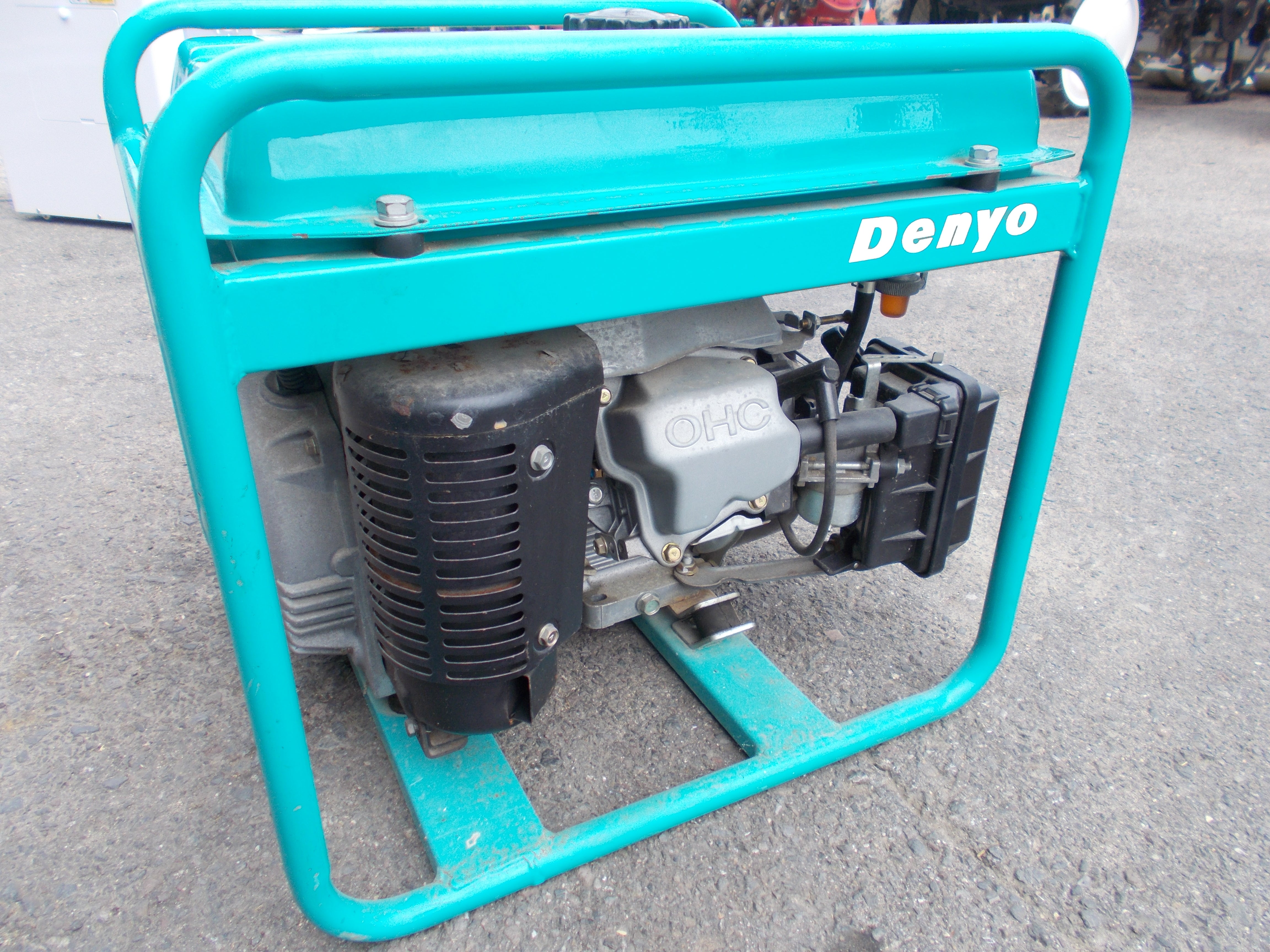 デンヨー 中古 発電機 GA-2600U2 – 農キング