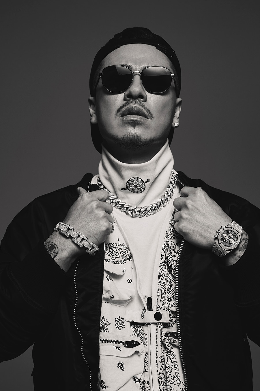 AK-69のアルバムにANARCHY、ちゃんみな、SALUら参加 - 音楽ナタリー