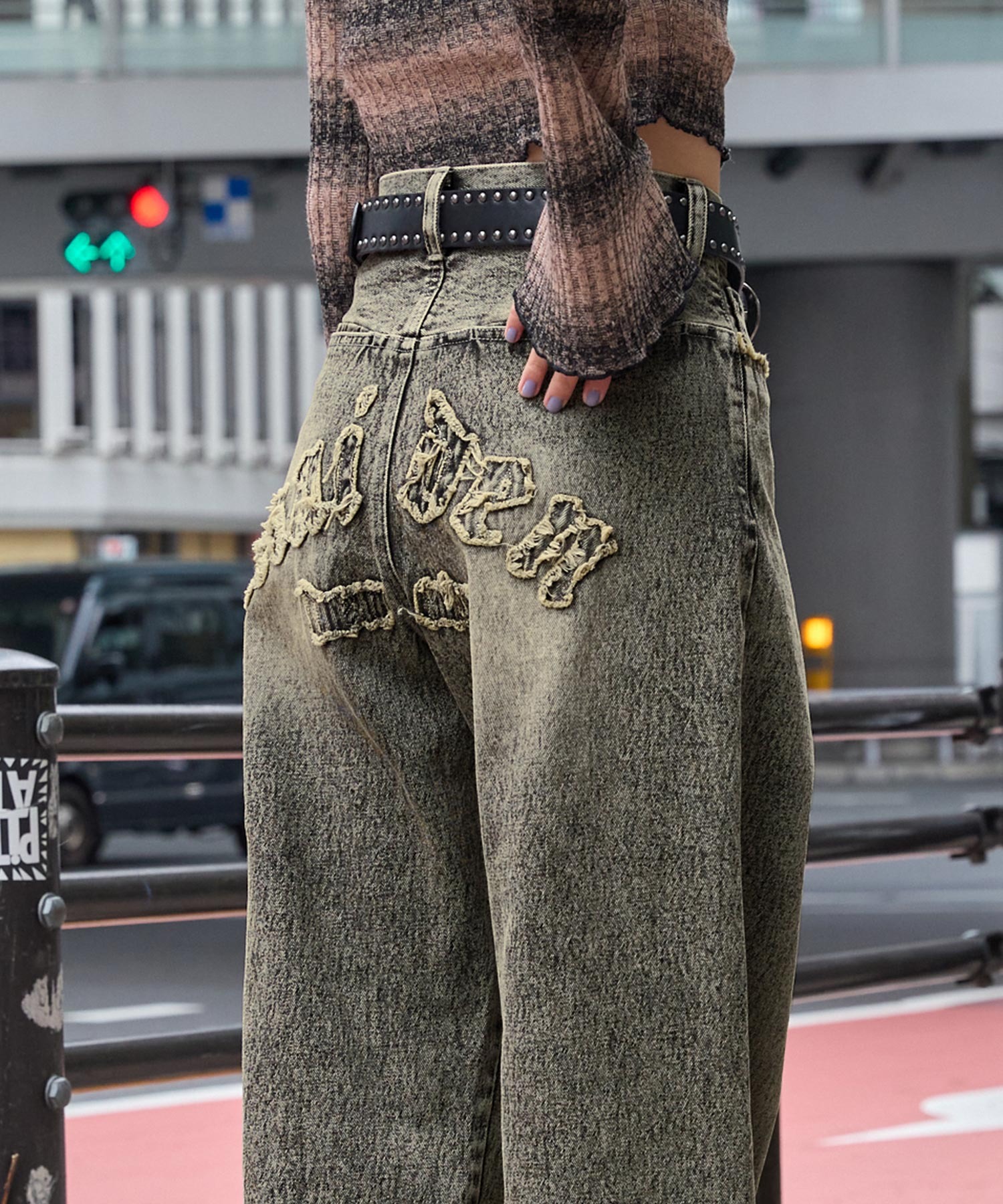 ヴィンテージライクフリンジパッチワーク刺繍ワイドストレートデニム