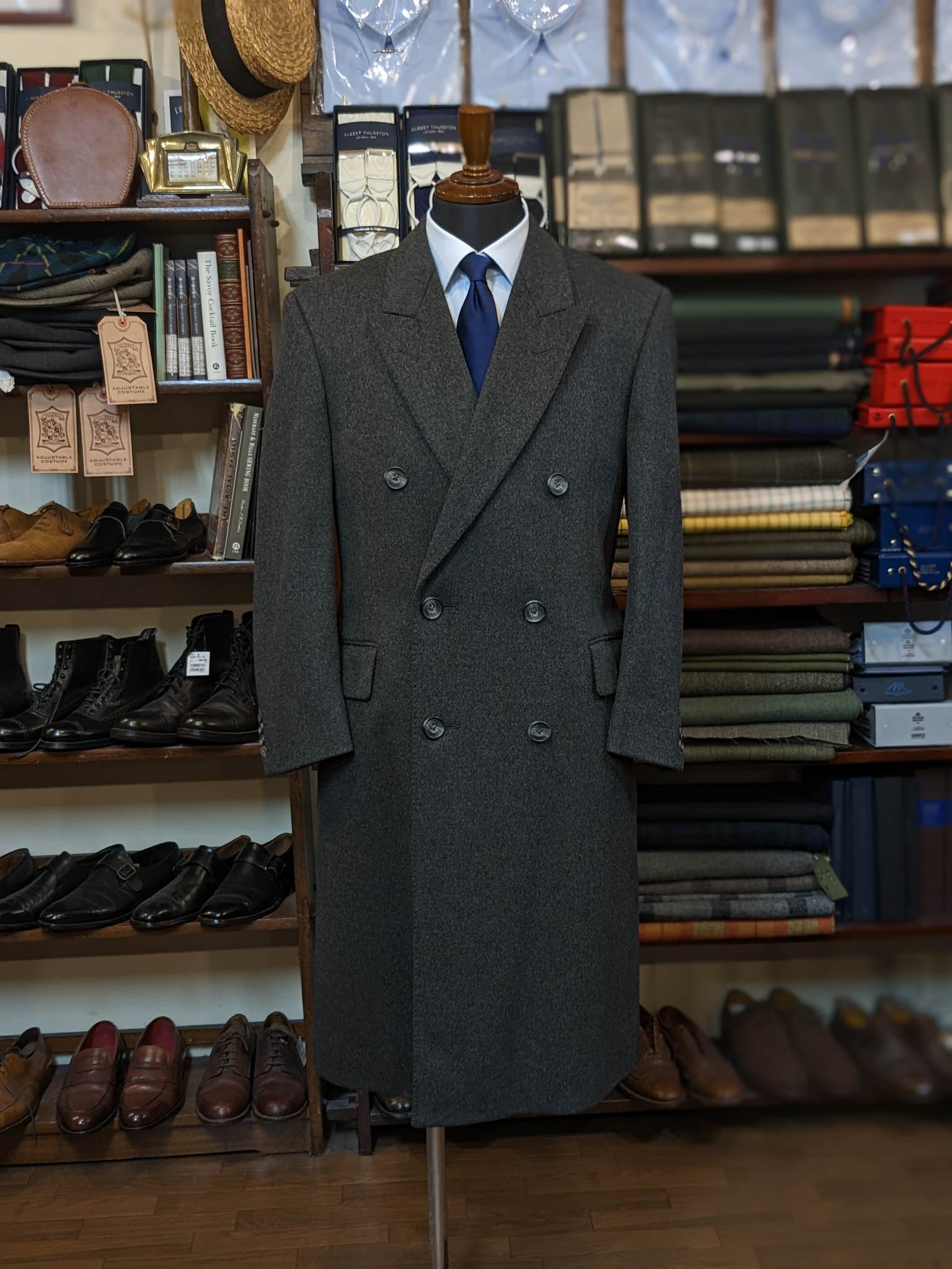 OLDHAT Official Web | アクアスキュータムのダブルブレスト