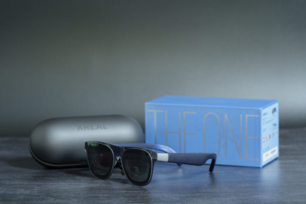 XREAL 1Sをレビュー。6万円台で購入可能なARグラスの使用感をチェック
