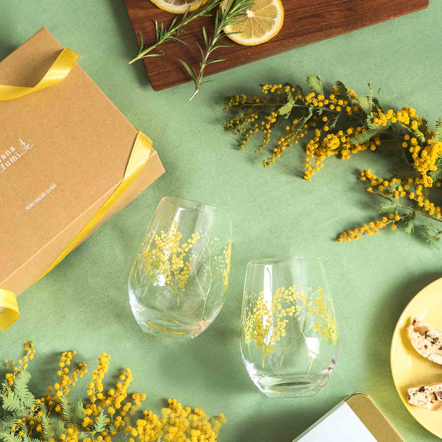 ペアタンブラー（ミモザ/かすみ草柄） G099-T282 / 東洋佐々木ガラス