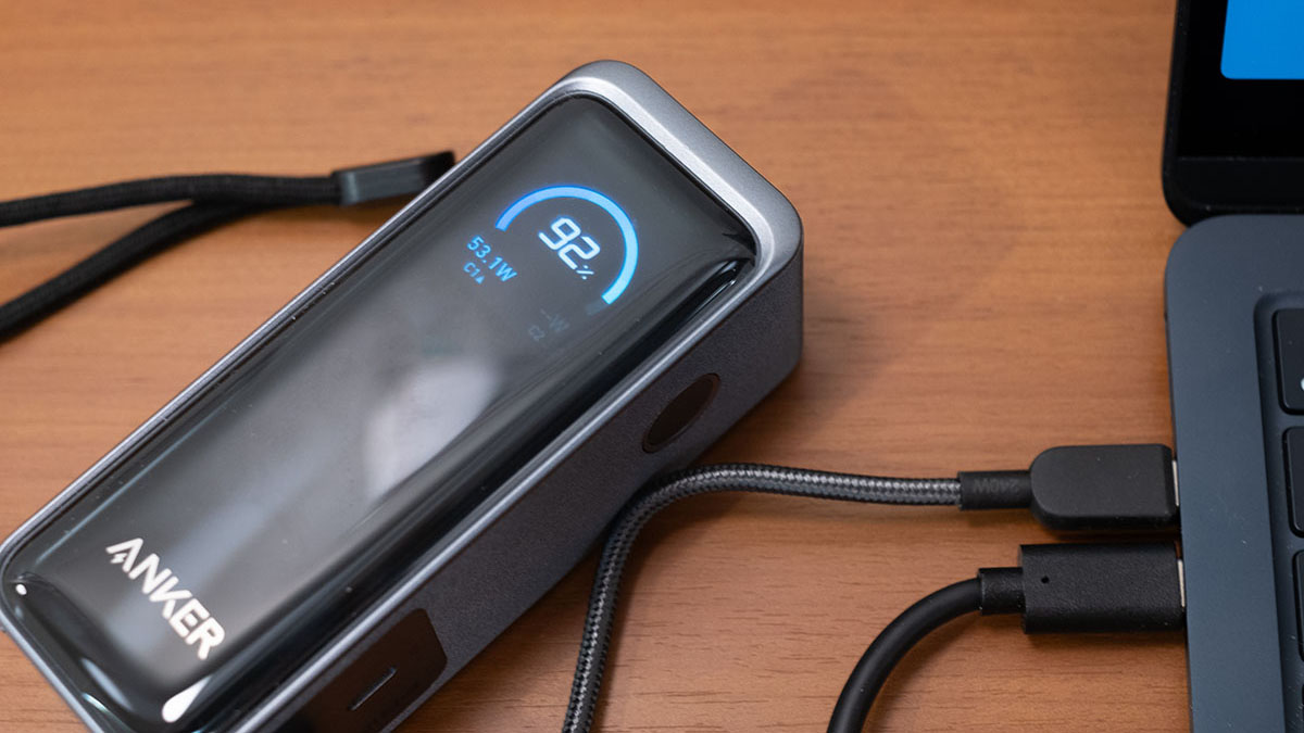 Anker Prime Power Bank（9600mAh, 65W, Fusion）レビュー：プラグ一