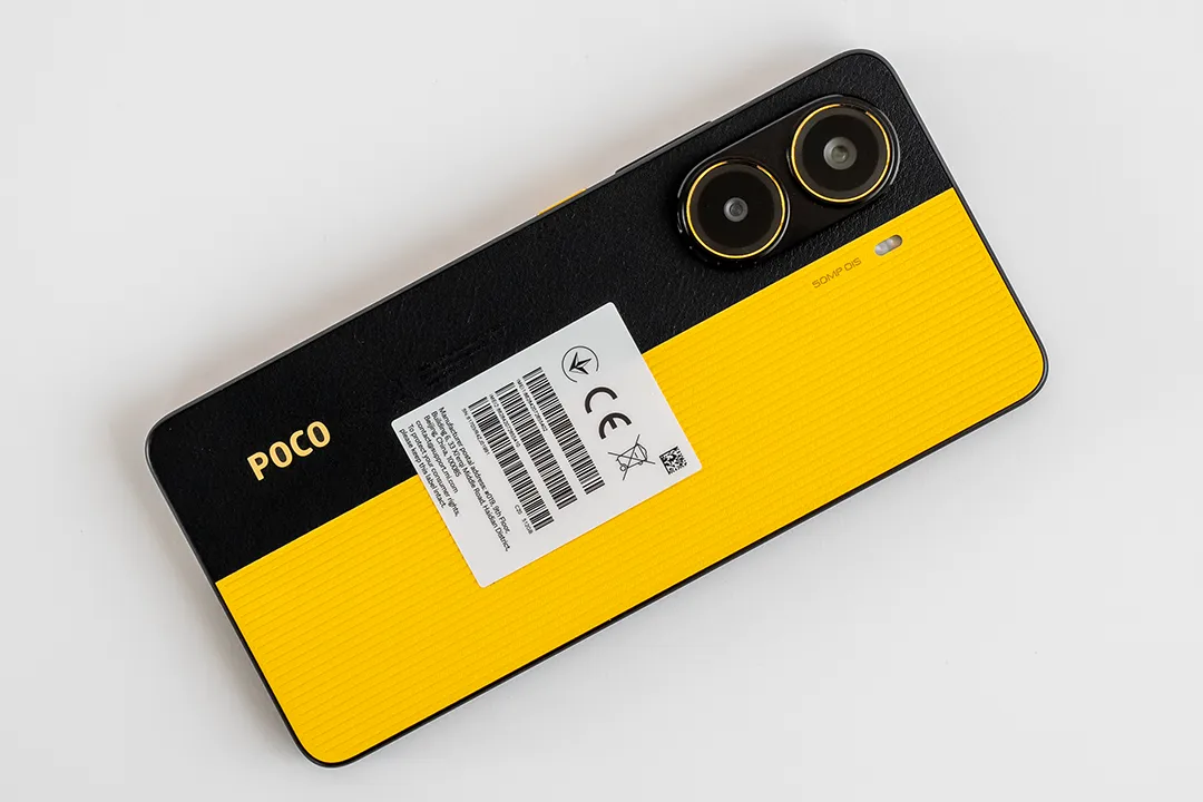 POCO X7 Pro ミニレビュー：背面デザインとテクスチャがカッコいい