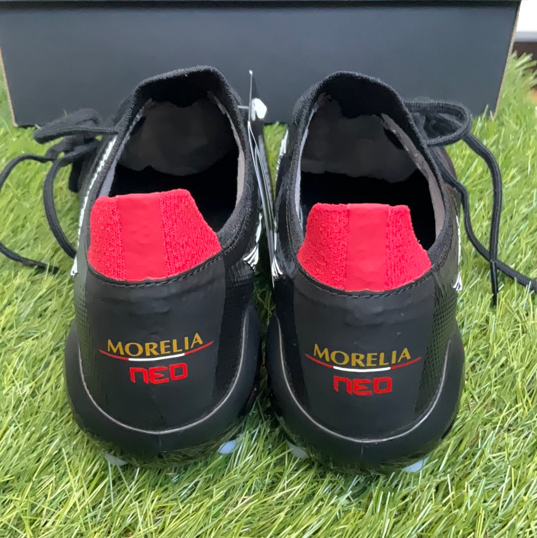 日本未発売 Morelia Neo3 β MADE IN JAPAN P1GA209001 モレリア ネオ3