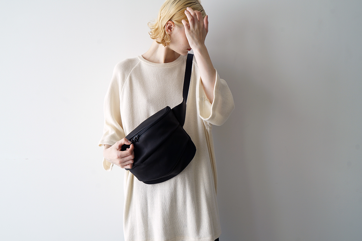 ディアレザー 鹿革製パネルボディバッグ｜軽量・日本製 VU PRODUCT