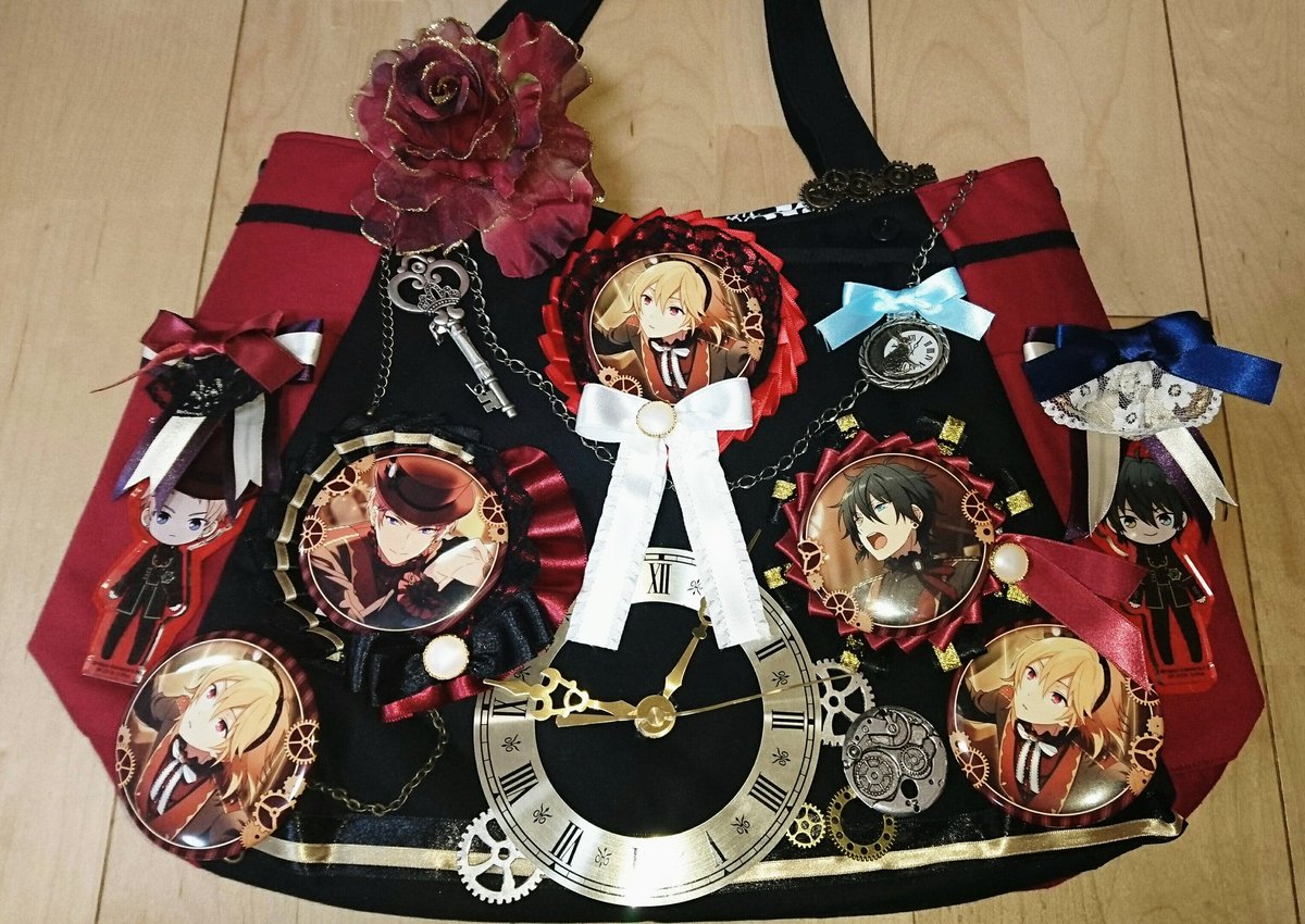 なずなくんが大好きので、旧Valkyrieの痛バッグ作りました。 サイド