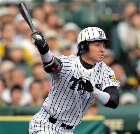 阪神 2009 交流戦ホーム用復刻版ユニフォーム（1982年〜1999年ホーム