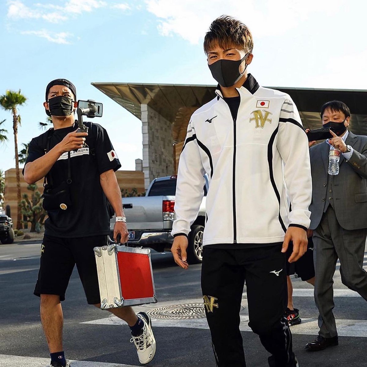 今回のラスベガスチームジャージが本日をもちまして最終受付となるそう