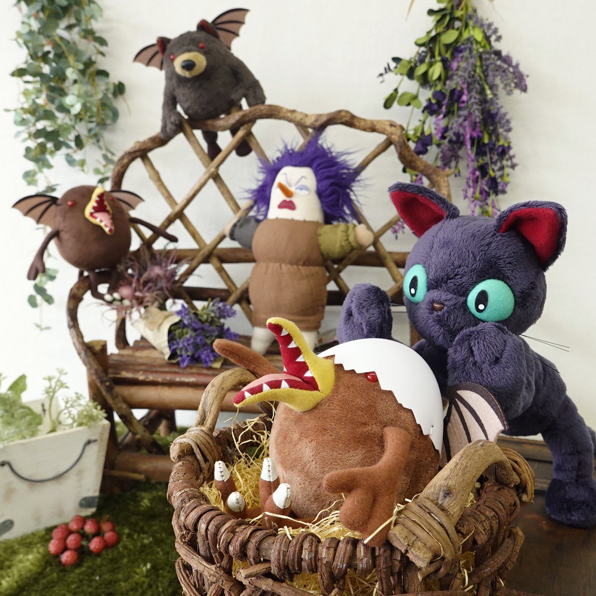 ジブリ新作映画「アーヤと魔女」から トーマス、チビデーモン、トリ