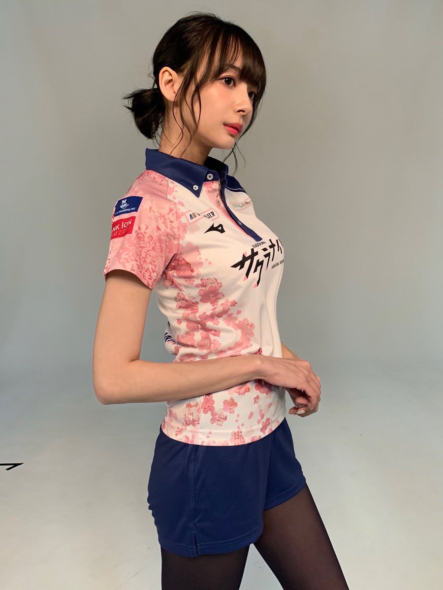 サクラナイツの新ユニフォーム！🌸 右側に桜をあしらえましたが、全体
